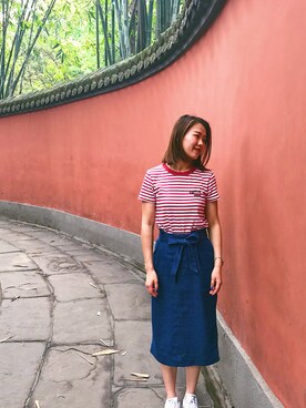 「UNIQLO（ユニクロ）のアイテム（Tシャツ/カットソー、レッド系）」を使った、Tracyさん（レディース・160cm）の春コーディネート