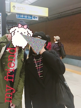 「UNIQLO（ユニクロ）のWOMEN ウルトラストレッチジーンズ（デニムパンツ）」を使った、Ami さん（レディース・144cm）の秋コーディネート