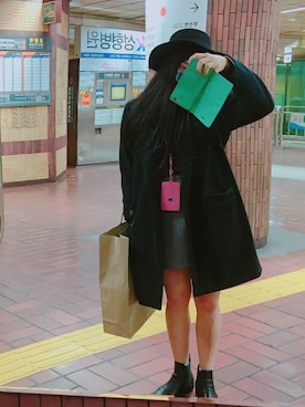 「Aラインスカート」｜「アイテム（チェスターコート）」を使った、Ami さん（レディース・144cm）の秋コーディネート