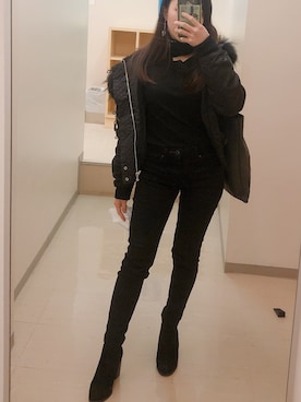 「UNIQLO（ユニクロ）のWOMEN ウルトラストレッチジーンズ（デニムパンツ）」を使った、Ami さん（レディース・144cm）の春コーディネート