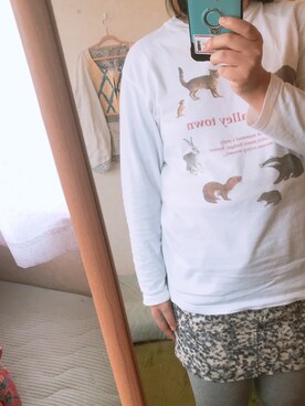「no brand（ノーブランド）のアイテム（Tシャツ/カットソー、ホワイト系）」を使った、yufu💐さん（レディース）の春コーディネート