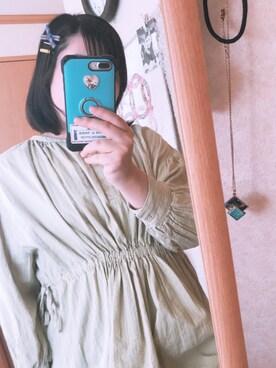 「no brand（ノーブランド）のアイテム（シャツ/ブラウス、ベージュ系）」を使った、yufu💐さん（レディース）の春コーディネート
