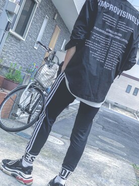 「トリプルS」｜「アイテム（ジャケット/アウター）」を使った、s takutoさん（メンズ・178cm）の夏コーディネート