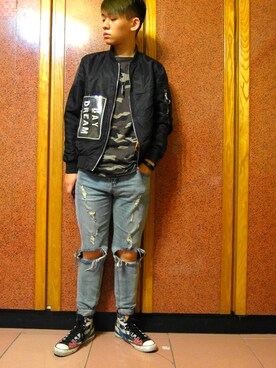 「PHILIPP PLEIN（フィリッププレイン）のアイテム」を使った、Andyさん（メンズ・173cm）の春コーディネート