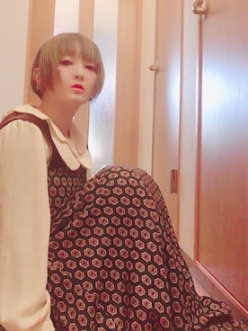 「金髪ショート」｜「アイテム（ワンピース/ドレス）」を使った、みまんさん（レディース・154cm）の冬コーディネート