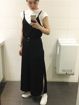 「スリット」｜「アイテム（オールインワン・サロペット）」を使った、a2ya___0802さん（レディース・166cm）の春コーディネート