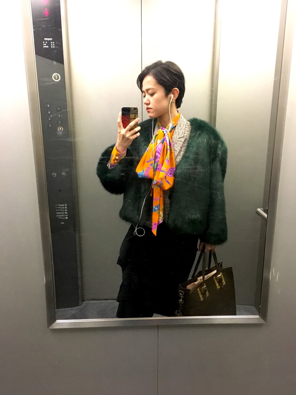 Sophie Hulme(ソフィーヒュルム)の「STRUCTURED BUCKLE TOTE Sophie Hulme(ソフィーヒュルム)の「STRUCTURED BUCKLE TOTE