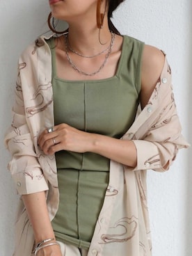 「アイテム（タンクトップ、グリーン系）」を使った、antiquaさん（レディース・152cm）の春コーディネート