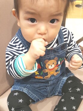 「MIKI HOUSE（ミキハウス）のアイテム（サロペット/オーバーオール、ブルー系）」を使った、kenさん（キッズ・110cm）の冬コーディネート