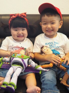 「DIESEL（ディーゼル）のアイテム（Tシャツ/カットソー、ホワイト系）」を使った、kenさん（キッズ・110cm）の秋コーディネート