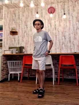 「Burner（バーナー）のアイテム（パンツ）」を使った、CHINさんパパさん（メンズ・163cm）の春コーディネート