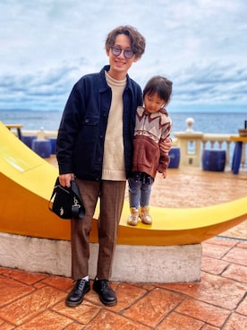 「アイテム（サングラス、ブルー系）」を使った、CHINさんパパさん（メンズ・163cm）の冬コーディネート