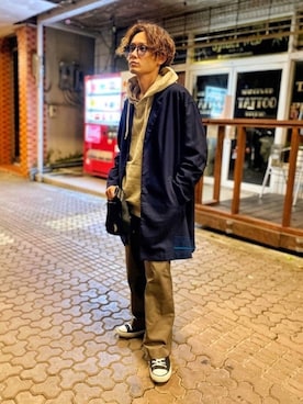 「アーバンリサーチドアーズ」｜「アイテム（チェスターコート）」を使った、CHINさんパパさん（メンズ・163cm）の冬コーディネート