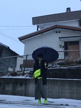 「傘」｜「アイテム（その他）」を使った、ただの服好きけんしー(YouTube)さん（メンズ・173cm）の秋コーディネート