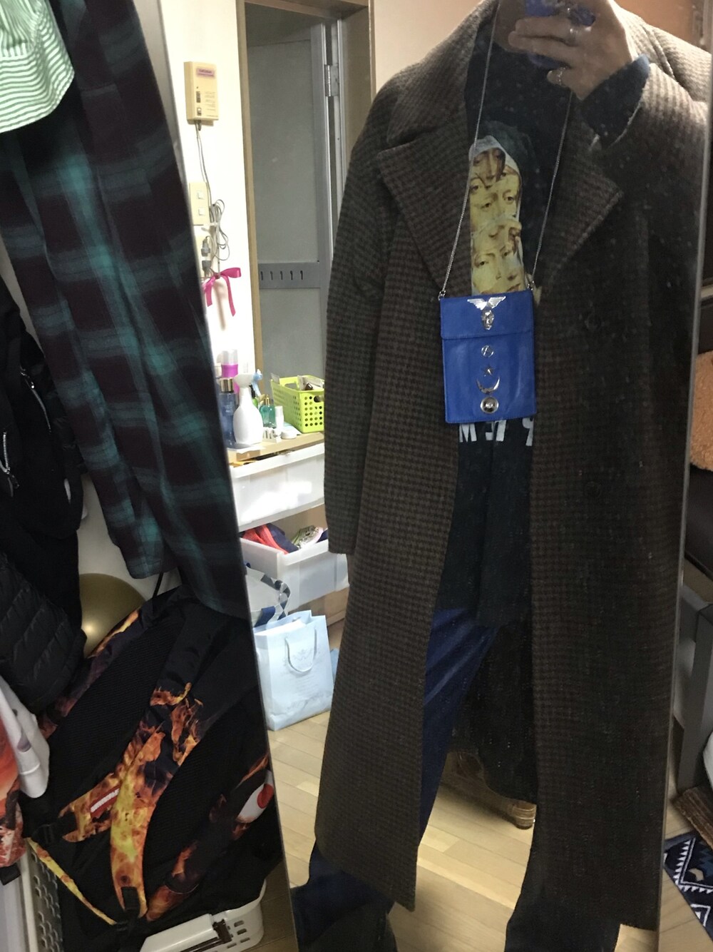 「ブラウン色に染まれ、キレイめ、ビッグシルエット、ストリートMIX、きれいめストリート、sullen、sullentokyo」｜「FREAK'S STOREの尾州ウールコート（ステンカラーコート、ブラウン系）」を使った、ただの服好きけんしー(YouTube)さん（メンズ・173cm）の冬コーディネートの1枚目の写真