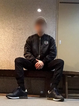「SAINT LAURENT PARIS（サンローランパリ）のアイテム（ブルゾン）」を使った、kjさん（メンズ・169cm）の秋コーディネート