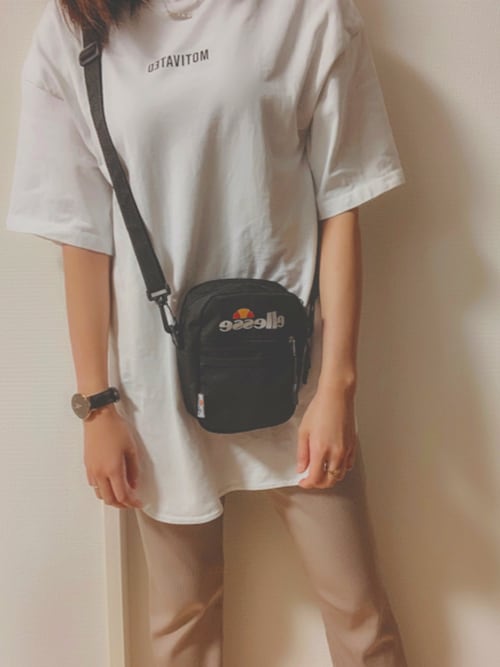 Megumi Ellesseのショルダーバッグを使ったコーディネート Wear