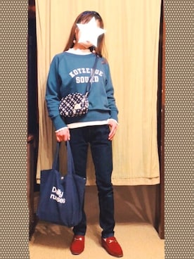 「バッグ2個持ち」｜「アイテム（トートバッグ）」を使った、kaop🐣さん（レディース・151cm）の春コーディネート