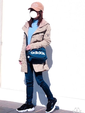 「フードコート」｜「アイテム（キャップ）」を使った、kaop🐣さん（レディース・151cm）の冬コーディネート