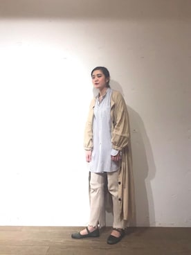 「COMOLI（コモリ）のアイテム」を使った、Natsuki_tanakaさん（レディース・162cm）の春コーディネート