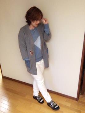 「DIESEL（ディーゼル）のアイテム（カーディガン/ボレロ）」を使った、kazuさん（レディース・170cm）の春コーディネート