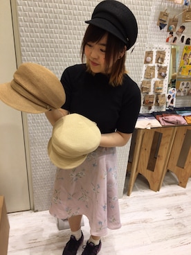 「アイテム（キャスケット）」を使った、14+ イオンモール羽生店 スタッフさん（レディース・160cm）の春コーディネート