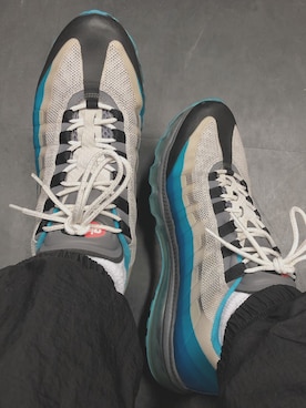 「mita sneakers（ミタスニーカーズ）のアイテム」を使った、国井 栄之さん（メンズ・168cm）の春コーディネート