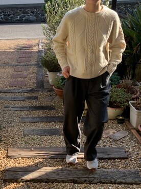 「NEW BALANCE（ニューバランス）のアイテム（スニーカー、グレー系）」を使った、amiさん（レディース・162cm）の冬コーディネート