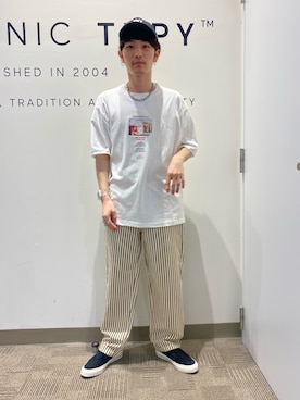 「ヒッコリー」｜「アイテム（スリッポン）」を使った、渋谷龍馬さん（メンズ・170cm）の春コーディネート