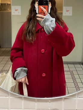 「red」｜「アイテム（ステンカラーコート）」を使った、minineさん（レディース・159cm）の冬コーディネート