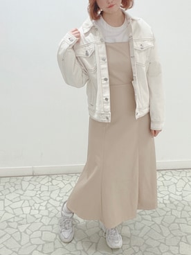 「SPINNS(スピンズ)のアイテム(デニムジャケット)」を使った、メグミさん(レディース・159cm)の春コーディネート