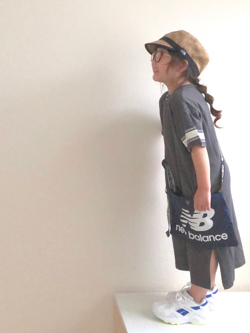 「平成最後のWEARISTAセンバツ、キッズファッション、おしゃれさんと繋がりたい、リーボック(Reebok)、ザノースフェイス、サコッシュ」｜「BAYFLOWの[KIDS]フットボールカットワンピース（ワンピース、グレー系）」を使った、nami *さん（キッズ・100cm）の春コーディネートの1枚目の写真
