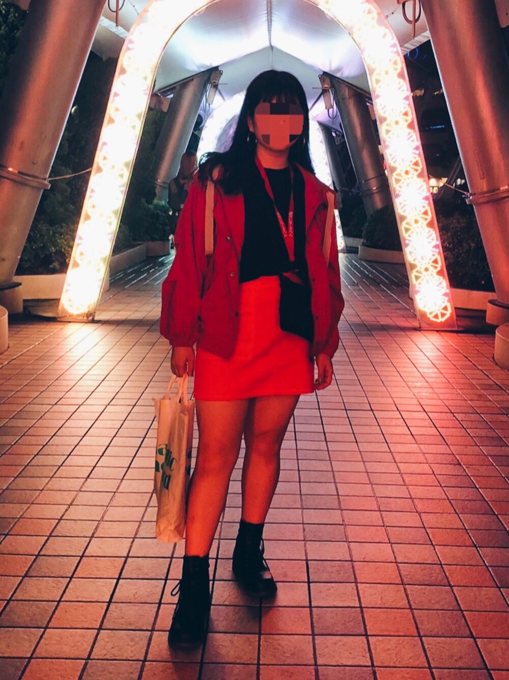 「romanticstandardのアイテム（トップス、ブラック系）」を使った、えびさん（レディース・161cm）の秋コーディネートの1枚目の写真