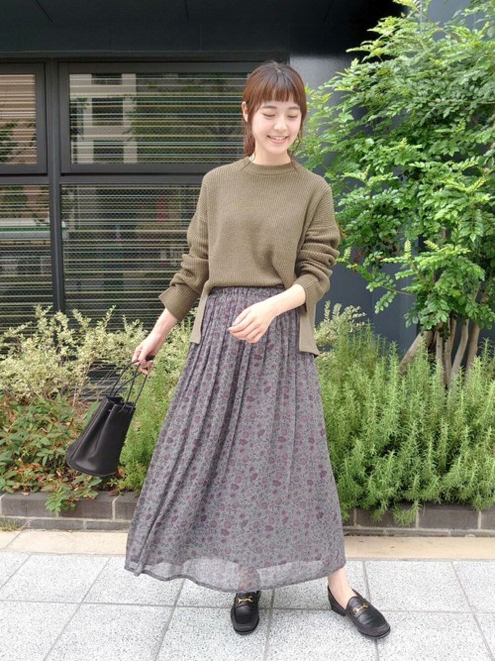 かぐれ(カグレ)の「スウェットコンビプルオーバーニット かぐれ(カグレ)の「スウェットコンビプルオーバーニット