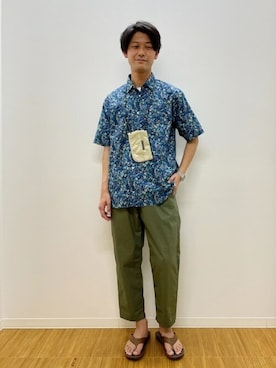 「アイテム（ポーチ、ベージュ系）」を使った、櫻井さん（メンズ・177cm）の春コーディネート