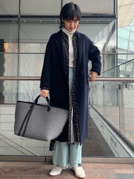 「一押しのアウタースタイル」｜「アイテム（シャツワンピース）」を使った、米島 香織さん（レディース・162cm）の冬コーディネート