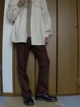 「部屋撮り」｜「アイテム（スウェット）」を使った、まっちー☻さん（メンズ・168cm）の春コーディネート