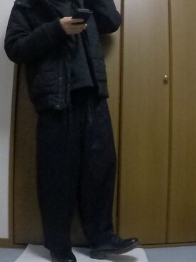 「部屋撮り」｜「アイテム（スウェット）」を使った、まっちー☻さん（メンズ・168cm）の冬コーディネート