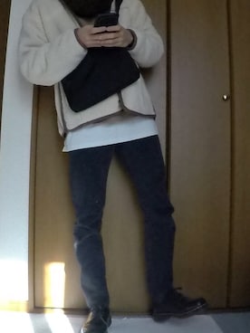 「部屋撮り」｜「アイテム（スウェット）」を使った、まっちー☻さん（メンズ・168cm）の冬コーディネート