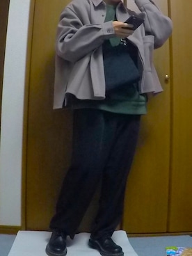 「部屋撮り」｜「アイテム（スウェット）」を使った、まっちー☻さん（メンズ・168cm）の春コーディネート