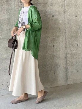 「アイテム（パンプス、グレー系）」を使った、VIVIAN COLLECTIONさん（レディース・160cm）の春コーディネート