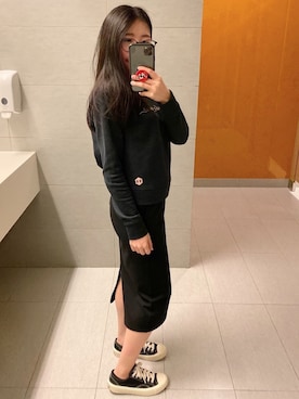 「WINTER STYLE」｜「アイテム（スウェット）」を使った、𝐃𝐞𝐛𝐛𝐲🎀さん（レディース・154cm）の冬コーディネート