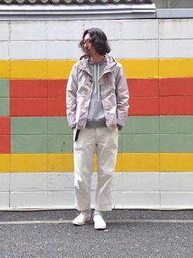 「OMNIGOD（オムニゴッド）のアイテム（マウンテンパーカー）」を使った、Domingo officeさん（メンズ・179cm）の冬コーディネート