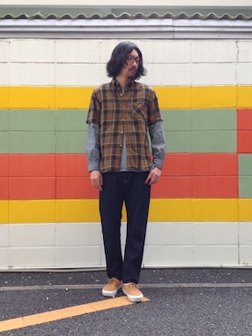 「OMNIGOD（オムニゴッド）のアイテム（パンツ）」を使った、Domingo officeさん（メンズ・180cm）の春コーディネート