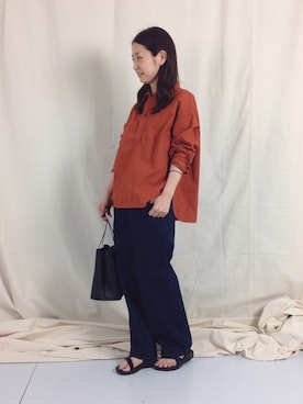 「OMNIGOD（オムニゴッド）のアイテム」を使った、Domingo officeさん（レディース・157cm）の夏コーディネート