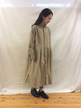 「OMNIGOD（オムニゴッド）のアイテム（シャツワンピース）」を使った、Domingo officeさん（レディース・157cm）の秋コーディネート