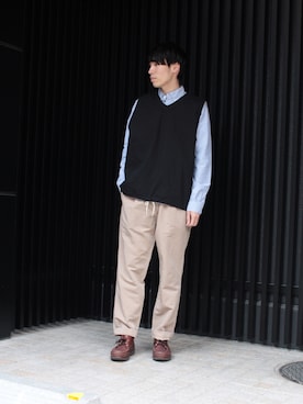 「OMNIGOD（オムニゴッド）のアイテム」を使った、Domingo officeさん（メンズ・175cm）の春コーディネート