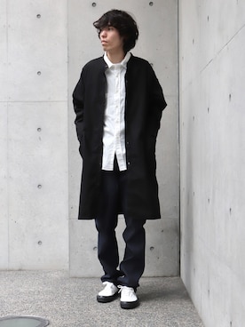 「OMNIGOD（オムニゴッド）のアイテム（スラックス）」を使った、Domingo officeさん（メンズ・176cm）の冬コーディネート