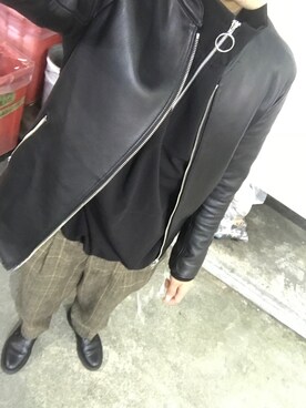 「グレンチェック」｜「アイテム（ライダースジャケット）」を使った、るっちさん（メンズ・170cm）の春コーディネート