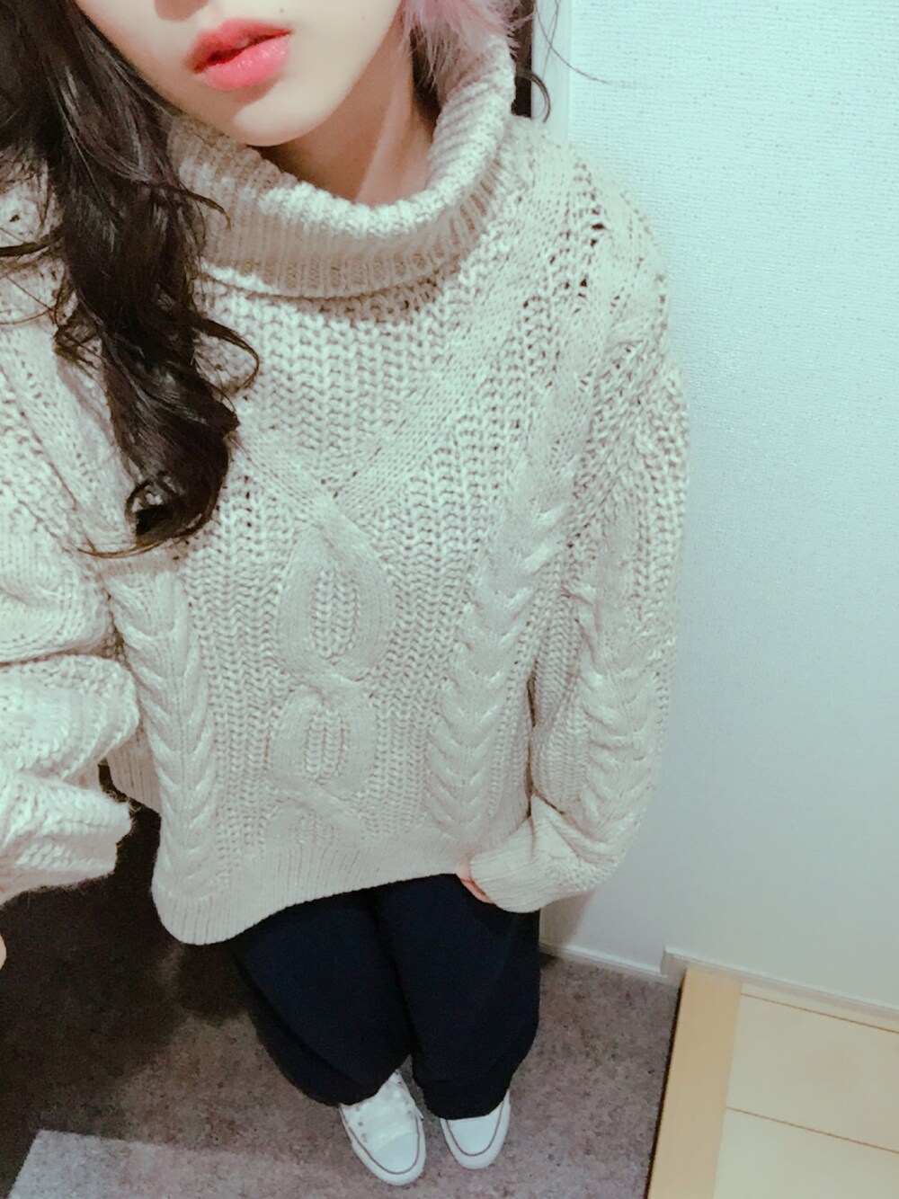 「H&Mのアイテム（ニット/セーター、ベージュ系）」を使った、Nozozoさん（レディース・158cm）の秋コーディネートの1枚目の写真
